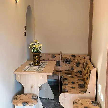 Mogyoros Apartmanhaz Apartment