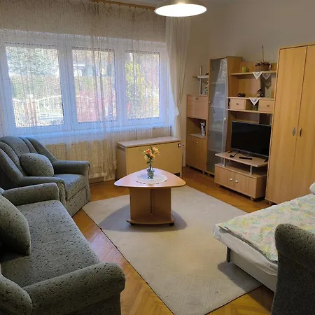 Mogyoros Apartmanhaz Balatongyorok