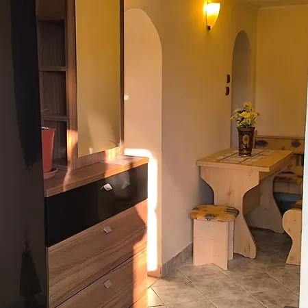 Mogyoros Apartmanhaz * Balatongyorok