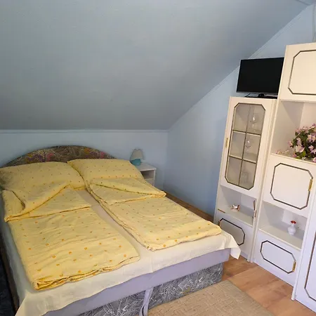 Διαμέρισμα Mogyoros Apartmanhaz Balatongyörök