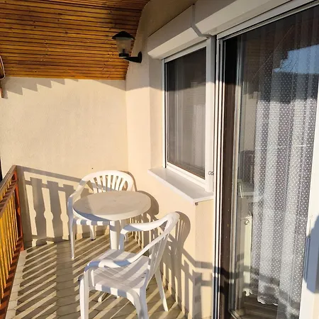 Apartment Mogyoros Apartmanhaz