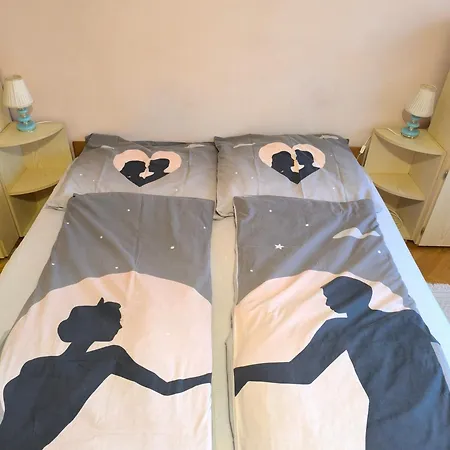 Mogyoros Apartmanhaz