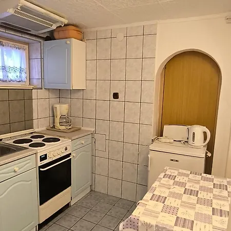 Mogyoros Apartmanhaz