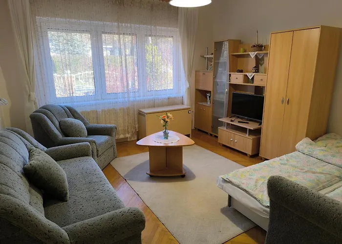 Mogyoros Apartmanhaz Balatongyörök