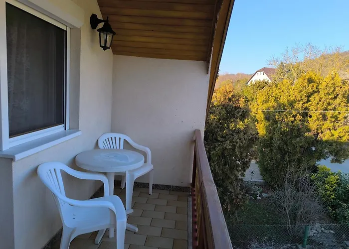 Mogyoros Apartmanhaz Balatongyörök