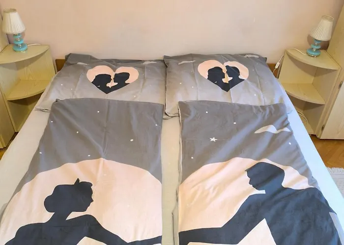 Mogyoros Apartmanhaz