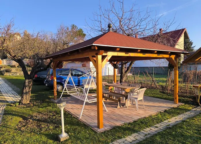 Mogyoros Apartmanhaz